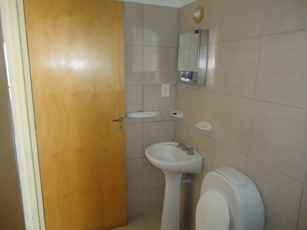 Bo Carrara de Horizonte Sur, impecable propiedad.-