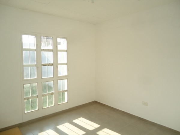Bo Carrara de Horizonte Sur, impecable propiedad.-