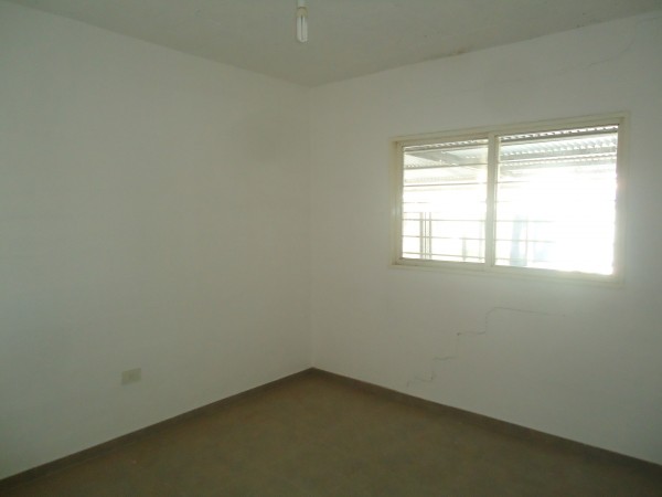Bo Carrara de Horizonte Sur, impecable propiedad.-
