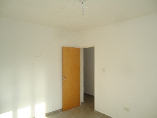 Bo Carrara de Horizonte Sur, impecable propiedad.-