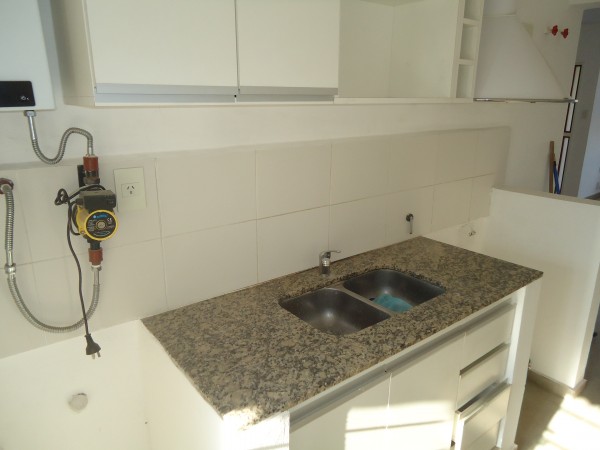 Bo Carrara de Horizonte Sur, impecable propiedad.-