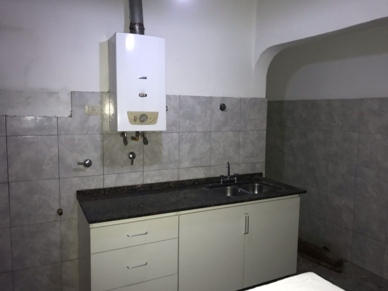 Los naranjos, Hermosa zona, sobre calle principal del barrio.-  APTA CREDITO BANCOR! 