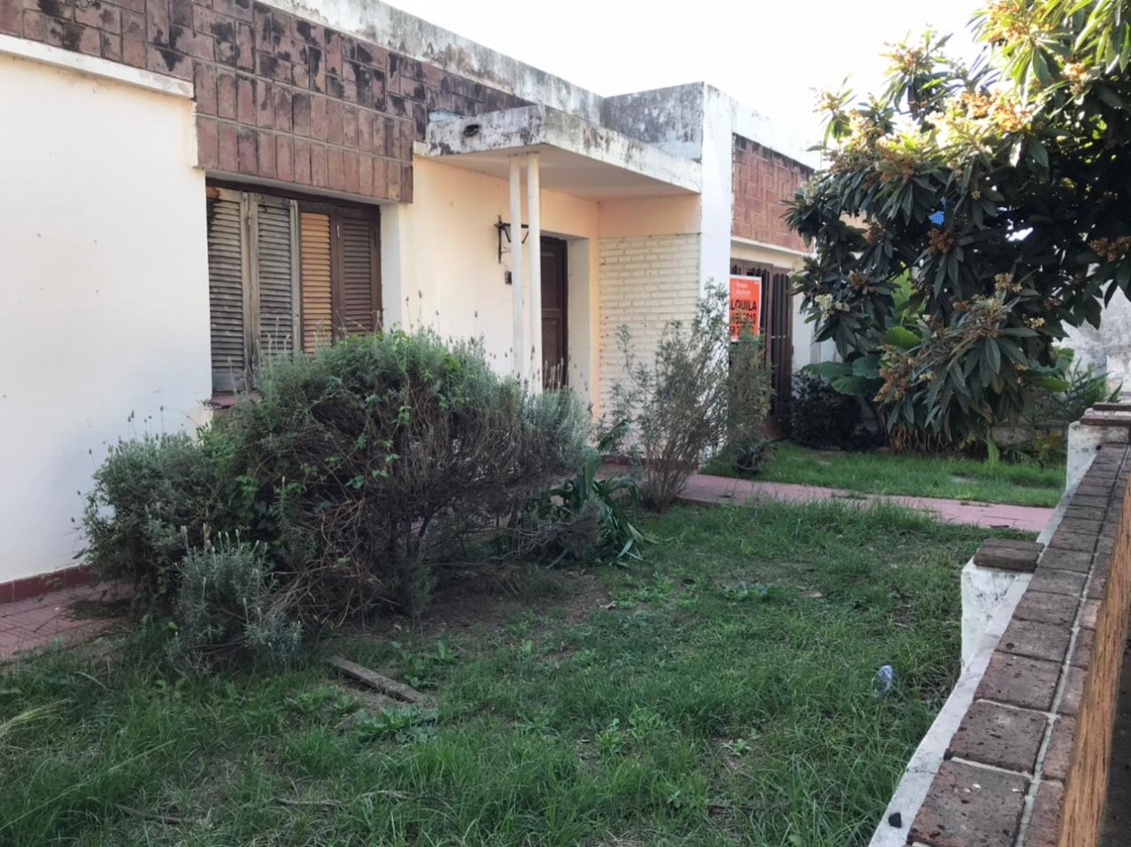 LOS NARANJOS A UNA CUADRA DE RUTA 20, LINDA ZONA.- 