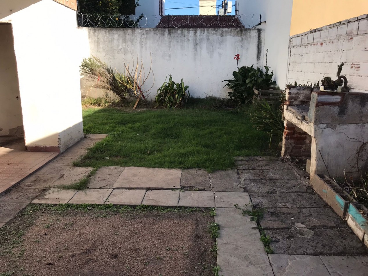 LOS NARANJOS A UNA CUADRA DE RUTA 20, LINDA ZONA.- 