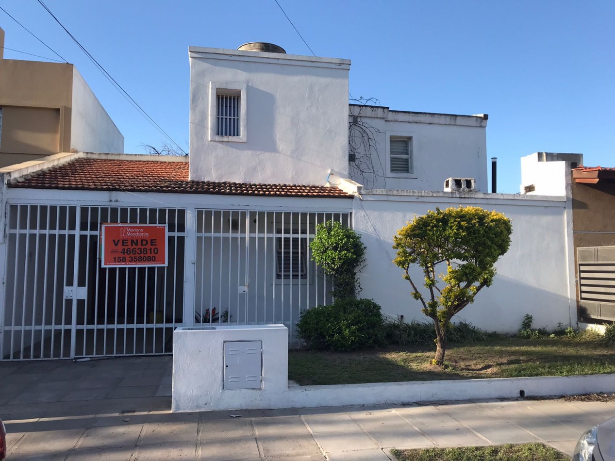 B° Parque san Francisco, hermosa zona a metros del dino ruta 20. Casa planta baja + departamento.-