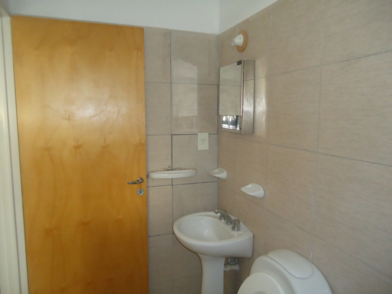 Bo Carrara de Horizonte Sur, impecable propiedad.-