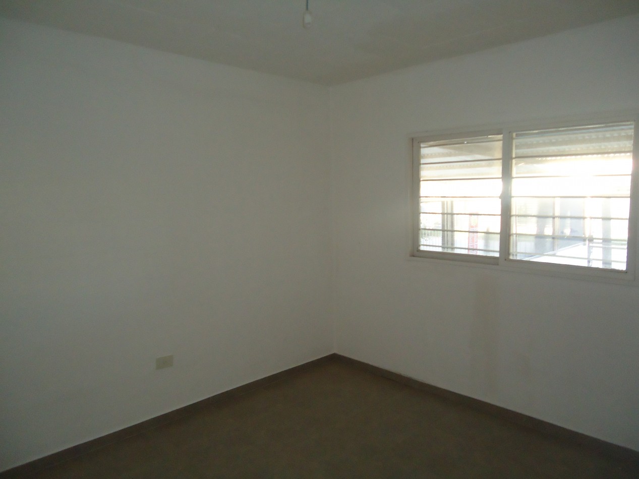 Bo Carrara de Horizonte Sur, impecable propiedad.-