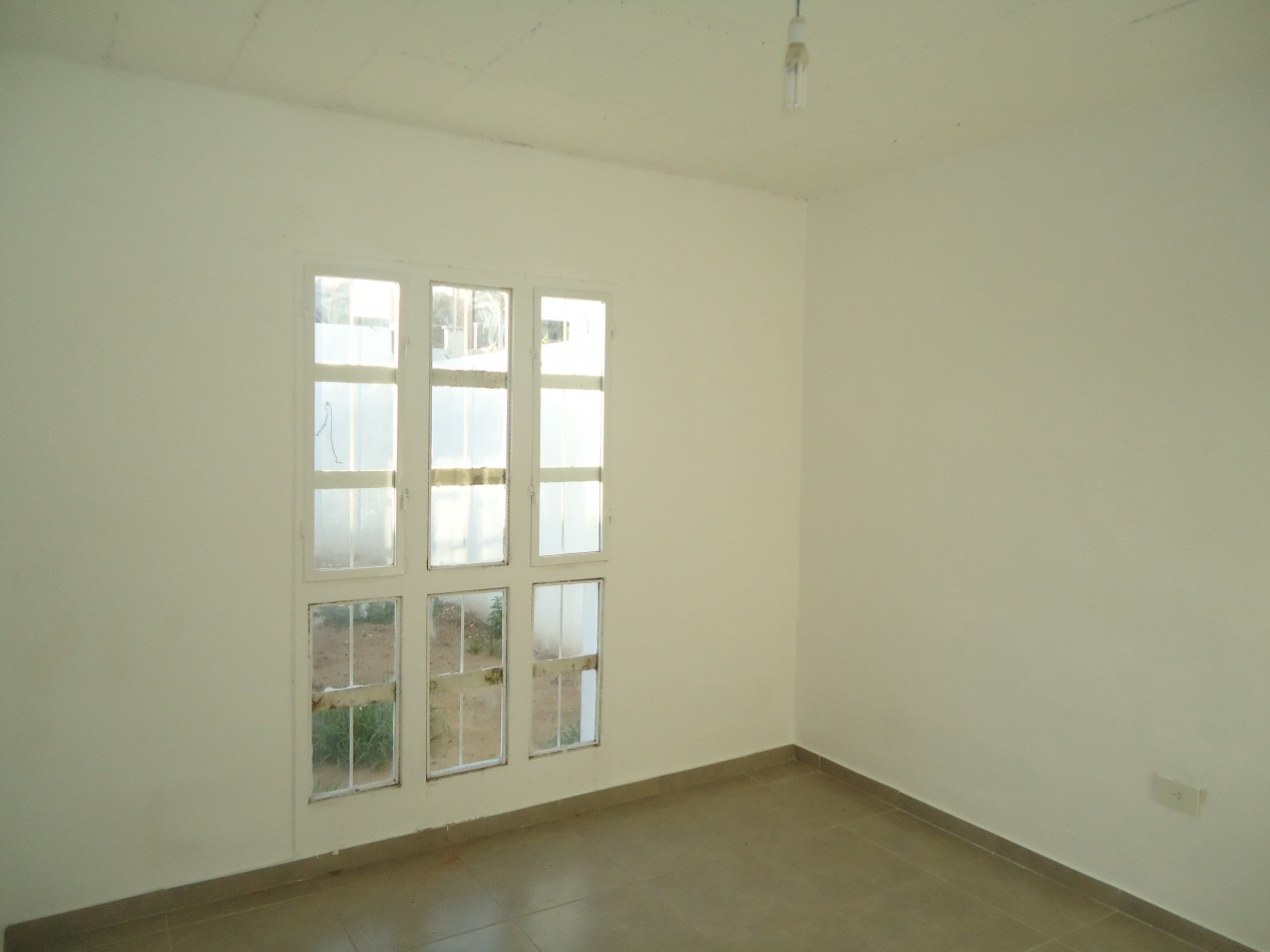 Bo Carrara de Horizonte Sur, impecable propiedad.-