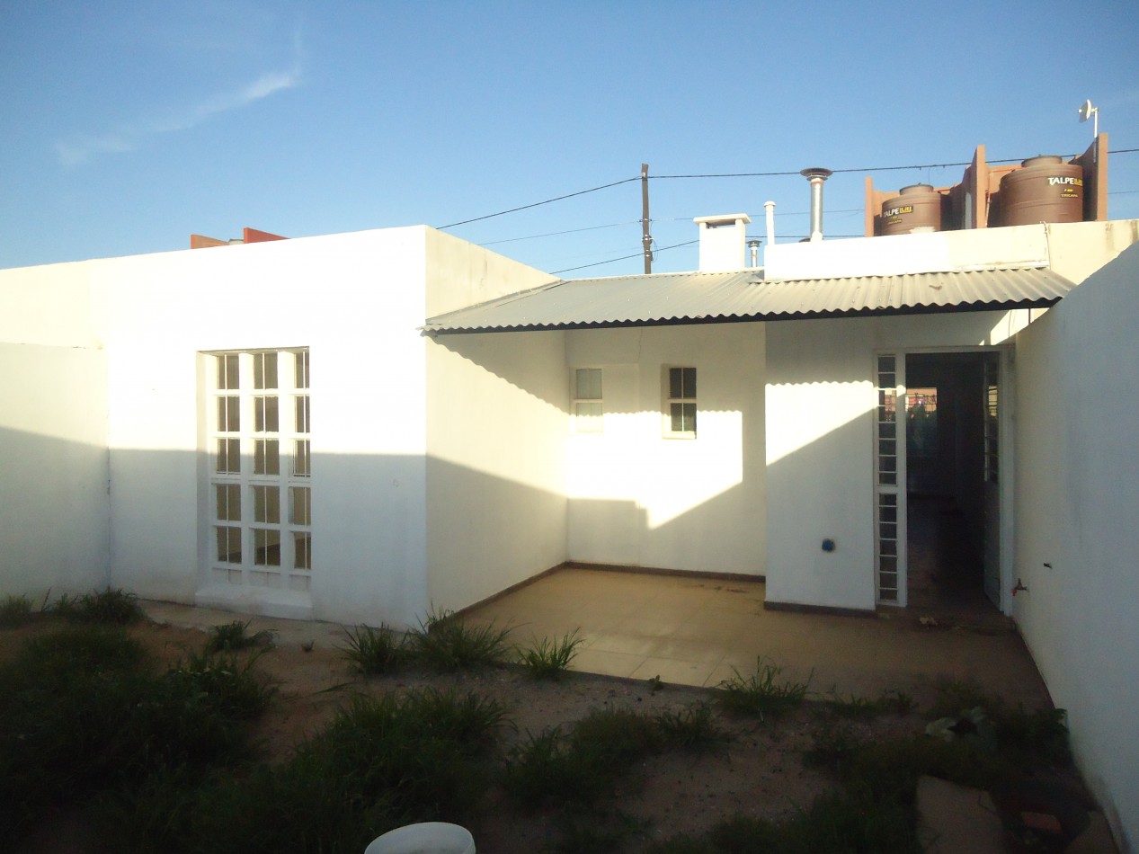 Bo Carrara de Horizonte Sur, impecable propiedad.-
