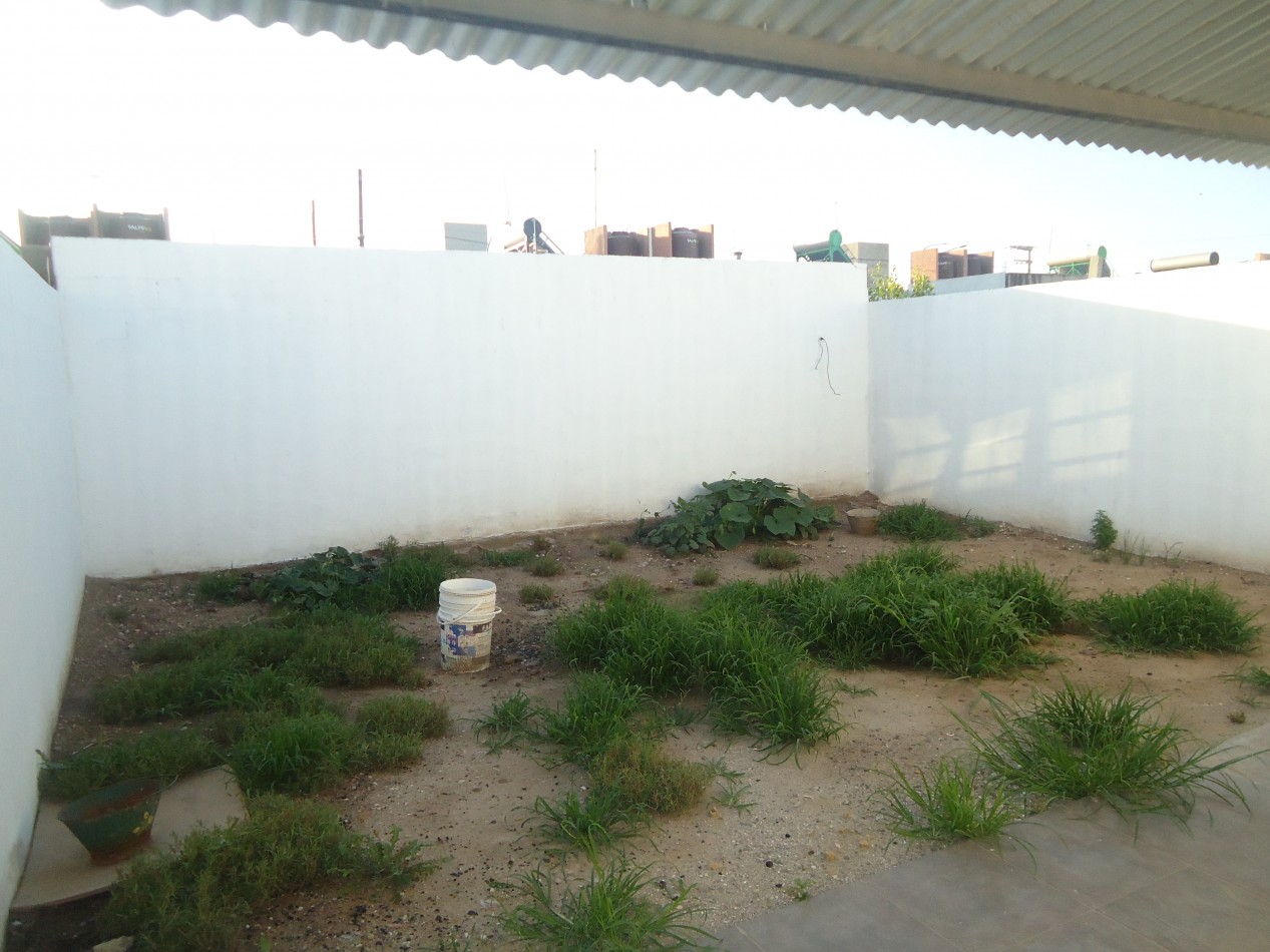 Bo Carrara de Horizonte Sur, impecable propiedad.-