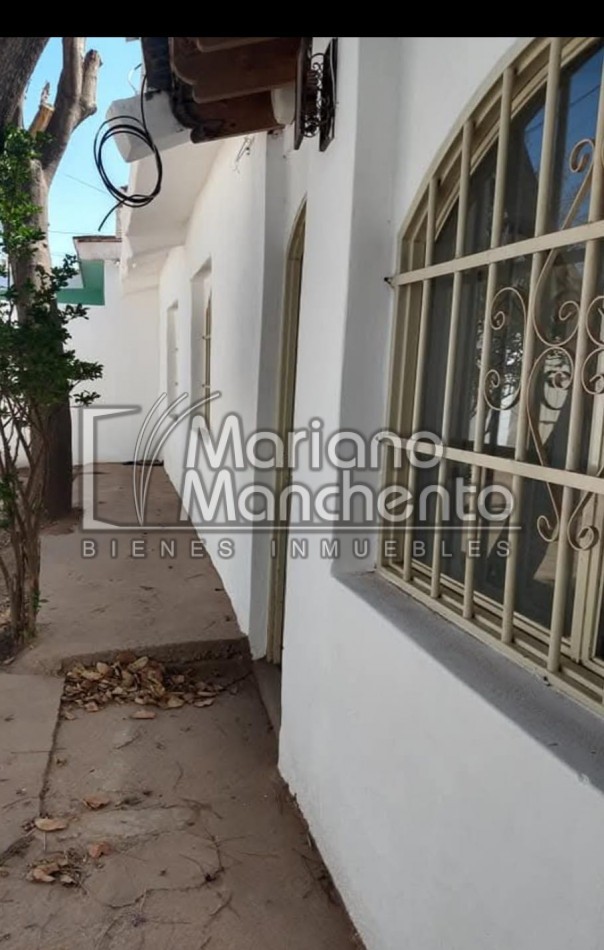 BARRIO LOS GRANADOS, SE VENDE CASA CON DEPARTAMENTO A TERMINAR