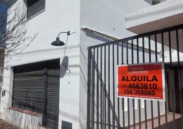 Villa Adela, casa mas local comercial ( opcional) .- Disponible OCTUBRE.