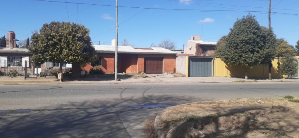 Av. Curazao Nº 2123, Santa Isabel 1A Sección,