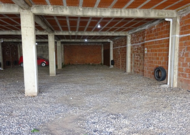 Cocheras ; Blamey Lafore 1338, San Rafael