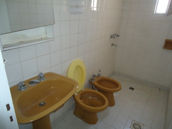 Villa Adela, departamento tipo duplex interno.