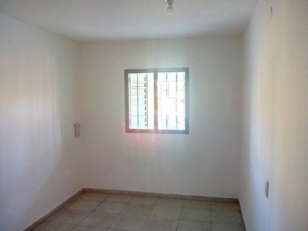 Bo Los Platanos, sobre Av. Santa Ana, departamento externo.