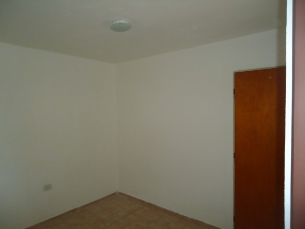 Bo Ameghino sur, departamento interno planta alta.- INGRESO COMPARTIDO.-