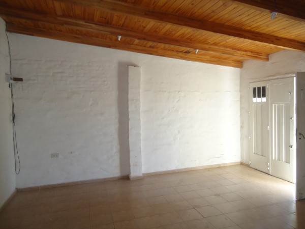 Mariano Balcarce a solo dos cuadra de R-20.-