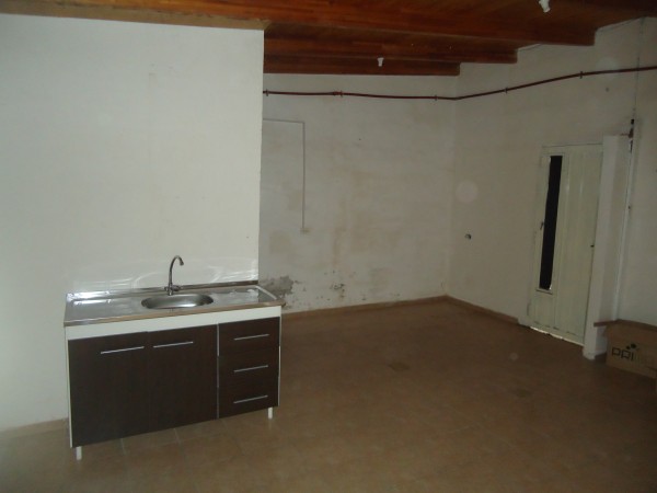 Mariano Balcarce a solo dos cuadra de R-20.-