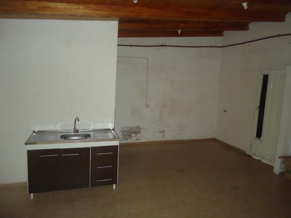 Mariano Balcarce a solo dos cuadra de R-20.-