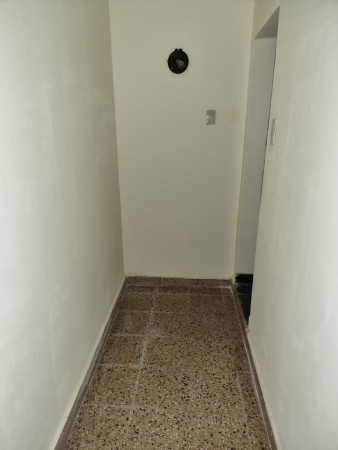 B° AVENIDA, DEPARTAMENTO EXTERNO.-