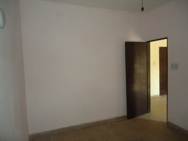 B° AVENIDA, DEPARTAMENTO EXTERNO.-