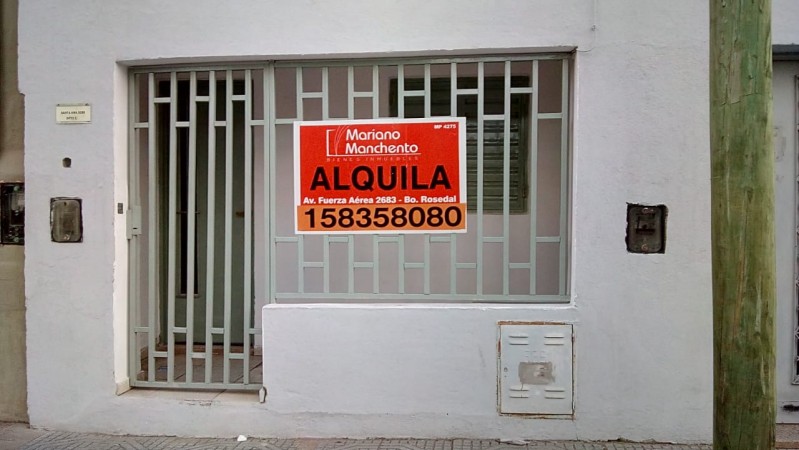 Bo Los Platanos, sobre Av. Santa Ana, departamento externo.