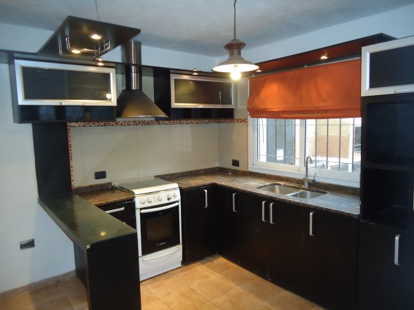 EL TREBOL, HERMOSO DUPLEX, LINDO ENTORNO.-