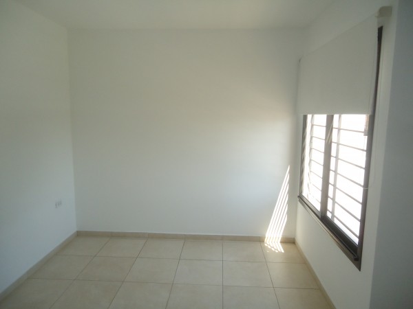Ameghino sur " Duplex" complejo cerrado, linda zona.-