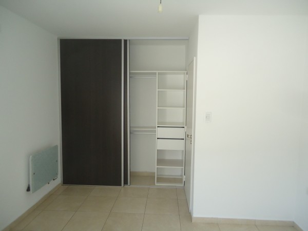 Ameghino sur " Duplex" complejo cerrado, linda zona.-