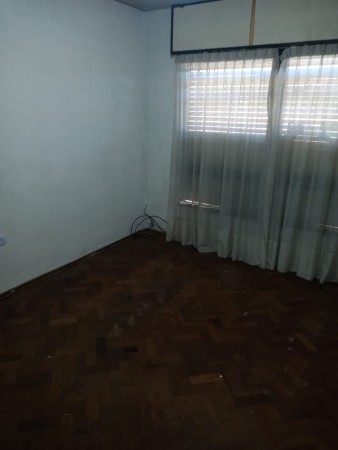 CASA TIPO DUPLEX  Bo PARQUE VELEZ SARFIELD, LINDA ZONA