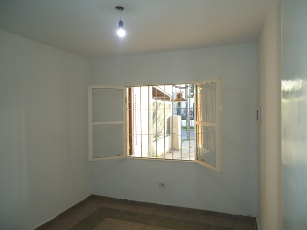 Bo Matienzo, impecable CASA DE NATANIA MODIFICADA.-