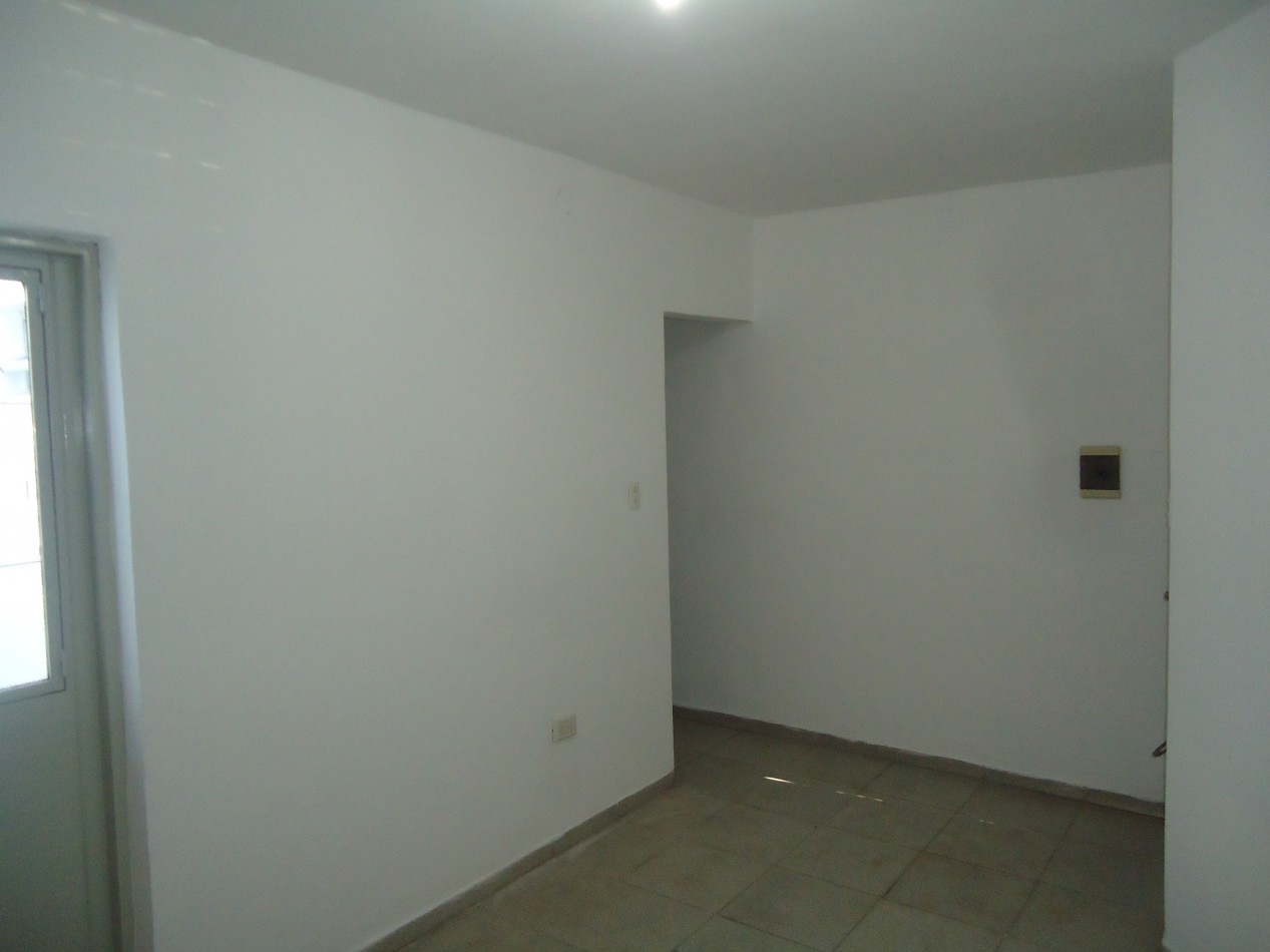 ALTO ALBERDI, departamento externo, linda zona.-