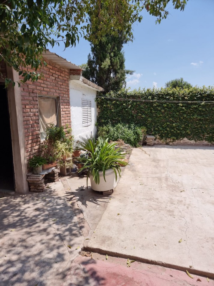 Barrio San Roque, se vende excelente propiedad de tres dormitorios