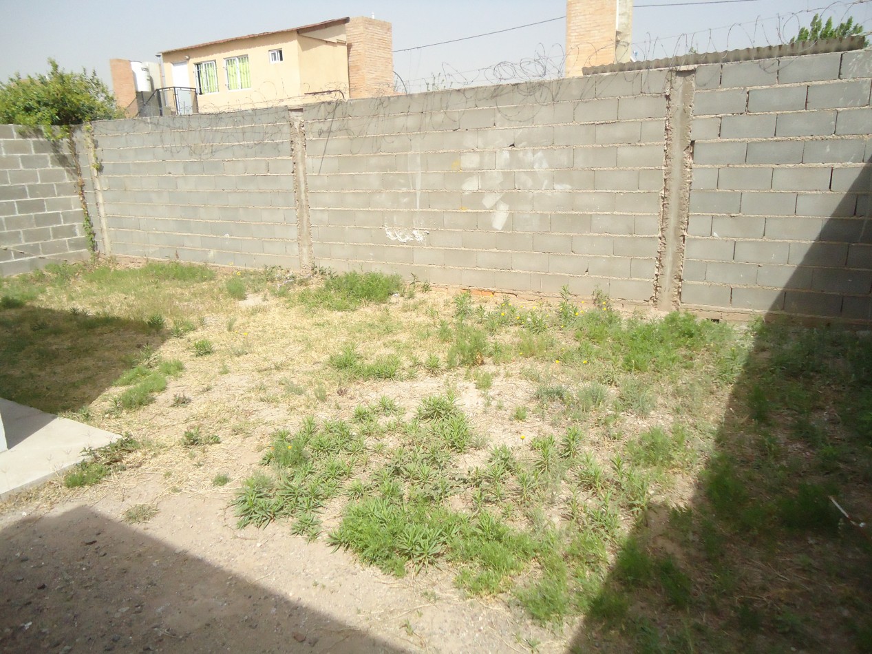 RENE FAVALORO II ( ZONA DE MATIENZO) EXCELENTE VIVIENDA.- 