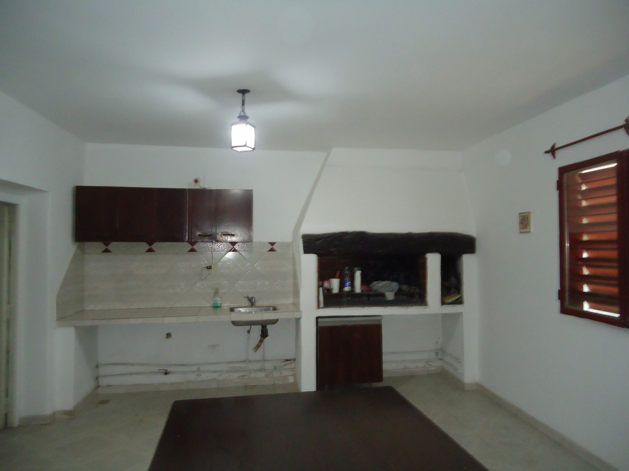 Barrio Rosedal, se alquila propiedad esquina, excelente entorno. PROXIMAMENTE "MARZO"