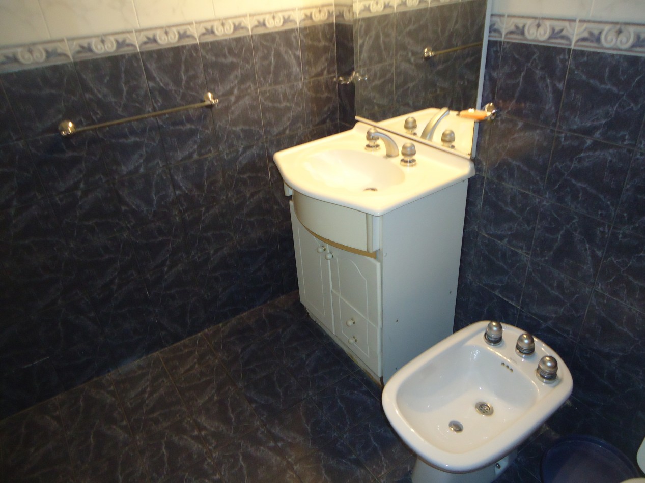 Barrio Rosedal, se alquila propiedad esquina, excelente entorno. PROXIMAMENTE "MARZO"