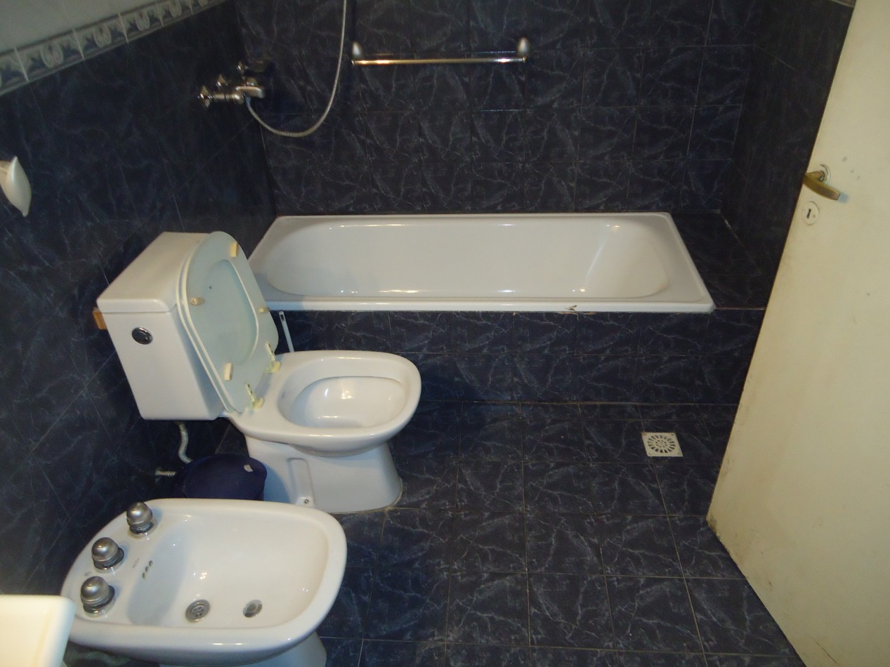 Barrio Rosedal, se alquila propiedad esquina, excelente entorno. PROXIMAMENTE "MARZO"