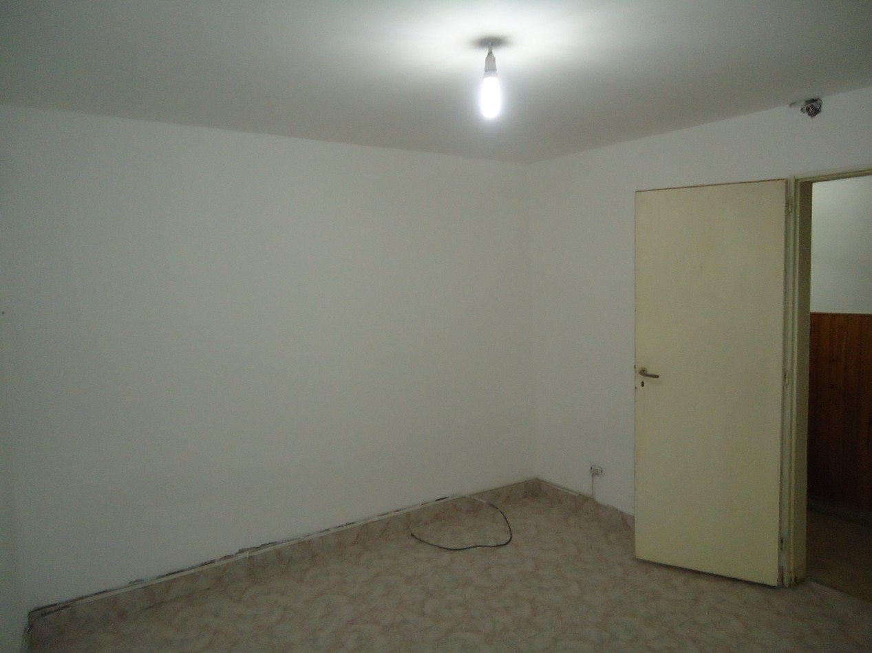 Barrio Rosedal, se alquila propiedad esquina, excelente entorno. PROXIMAMENTE "MARZO"