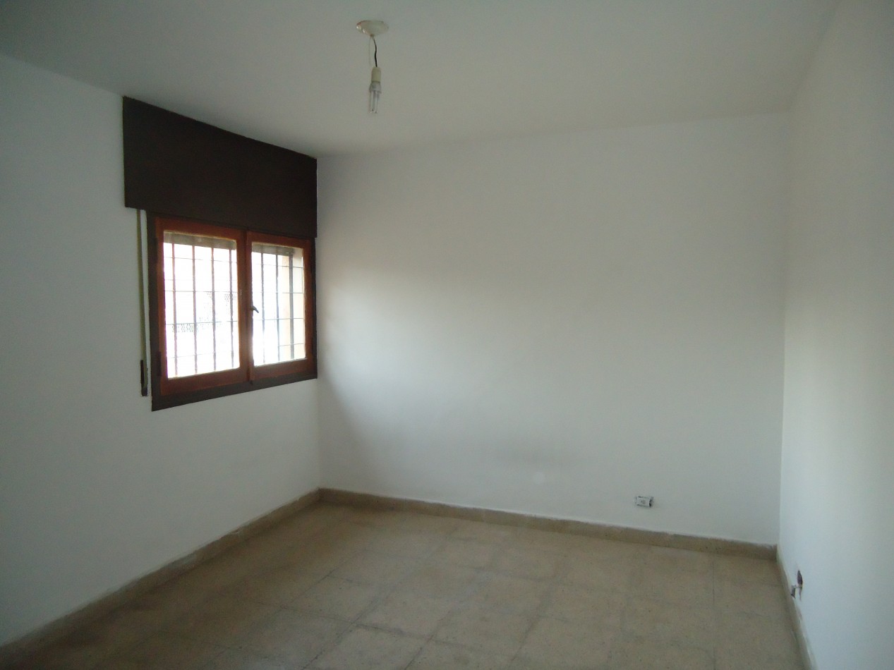 Barrio Rosedal, se alquila propiedad esquina, excelente entorno. PROXIMAMENTE "MARZO"