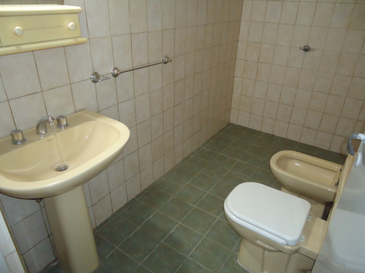 Sobre Av. Fuerza Aerea ( Ruta 20) Bo AVENIDA.-