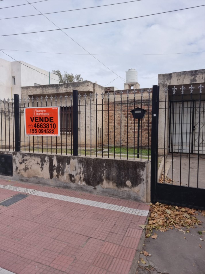 Barrio San Rafael, se vende casa para reciclar