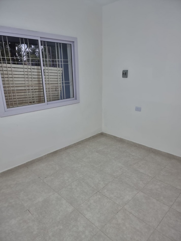 Barrio Ameghino Sur, se vende excelente propiedad