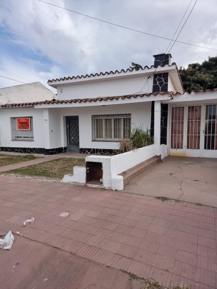 BARRIO AMEGHINO SUR,SE VENDE EXCELENTE CASA CON GALPON A METROS DE RUTA 20