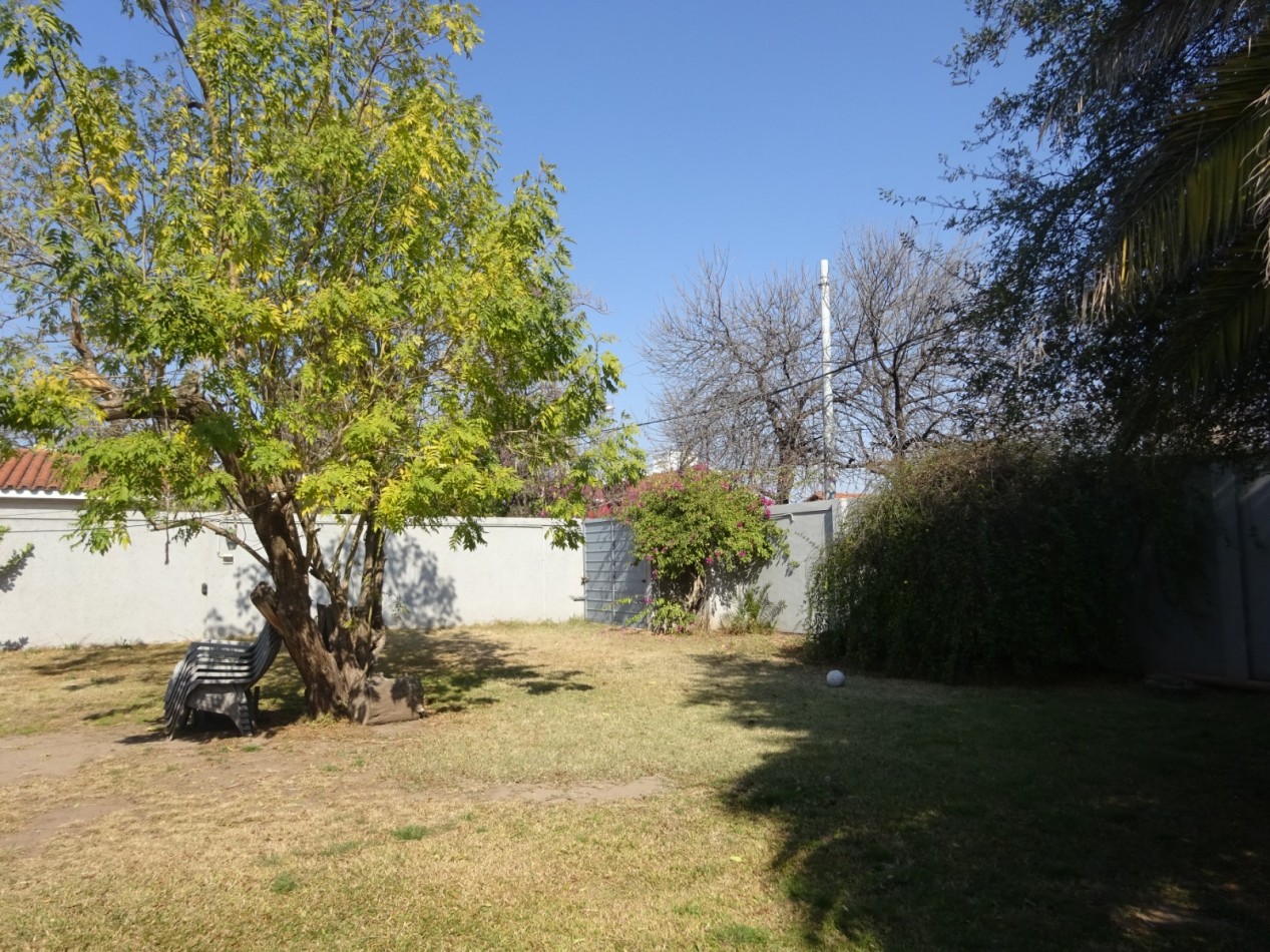 BARRIO PARQUE CAPITAL, EXCELENTE UBICACION SE VENDE TERRENO ESQUINA 