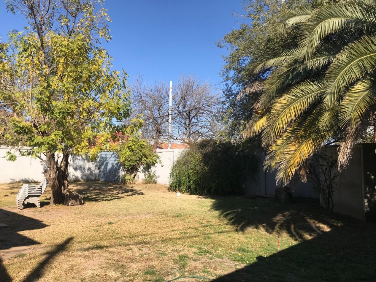 BARRIO PARQUE CAPITAL, EXCELENTE UBICACION SE VENDE TERRENO ESQUINA 