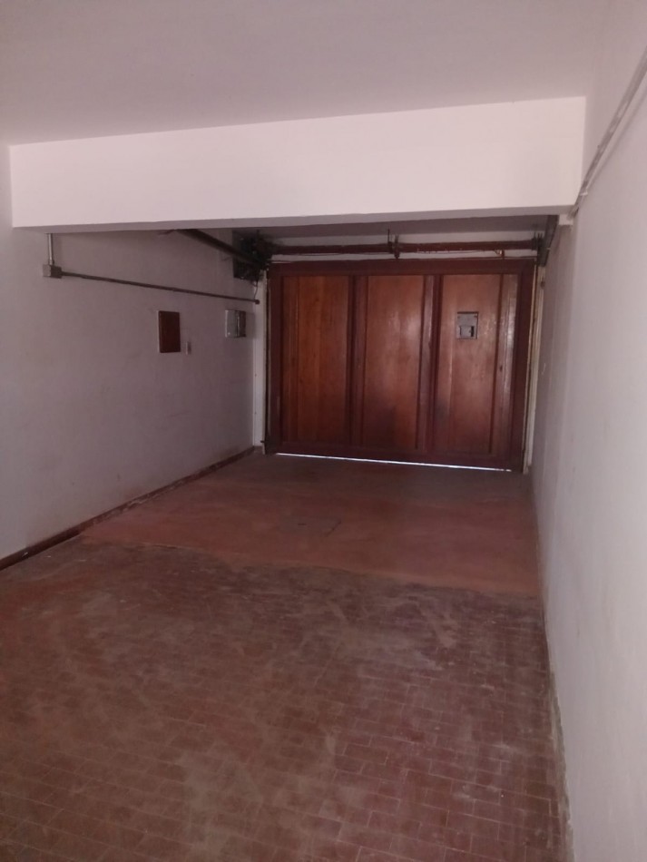 Barrio Alto Alberdi, hermosa casa unica, espaciosa de 3 Dormitorios, amplia y comoda. 