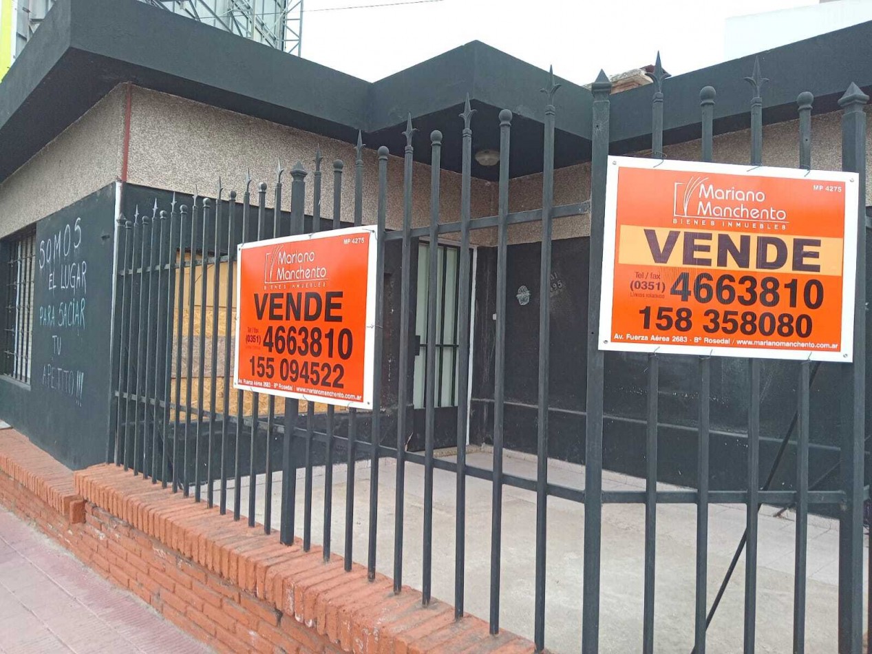 EXCELENTE UBICACION, SE VENDE CASA CON LOCAL COMERCIAL