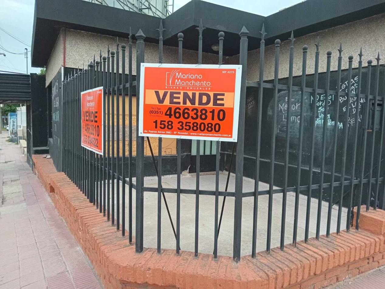 EXCELENTE UBICACION, SE VENDE CASA CON LOCAL COMERCIAL