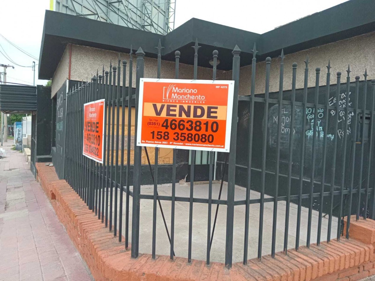 EXCELENTE UBICACION, SE VENDE CASA CON LOCAL COMERCIAL